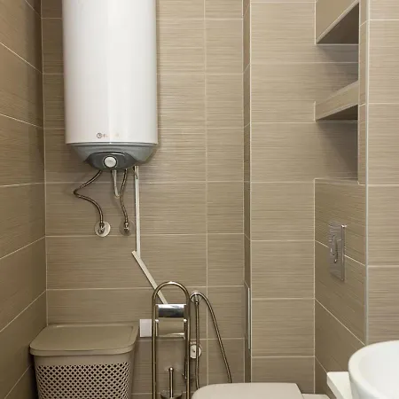 Апартамент Sunny 1bd Flat In St Constantine & Helena Complex By Flat Mаnаger