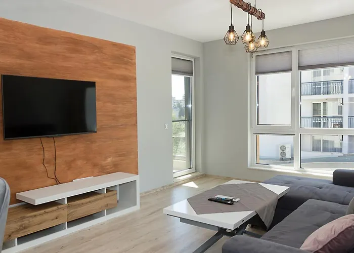 Sunny 1bd Flat In St Constantine & Helena Complex By Flat Mаnаger *