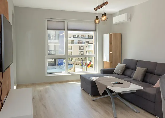 Sunny 1bd Flat In St Constantine & Helena Complex By Flat Mаnаger Apartmán